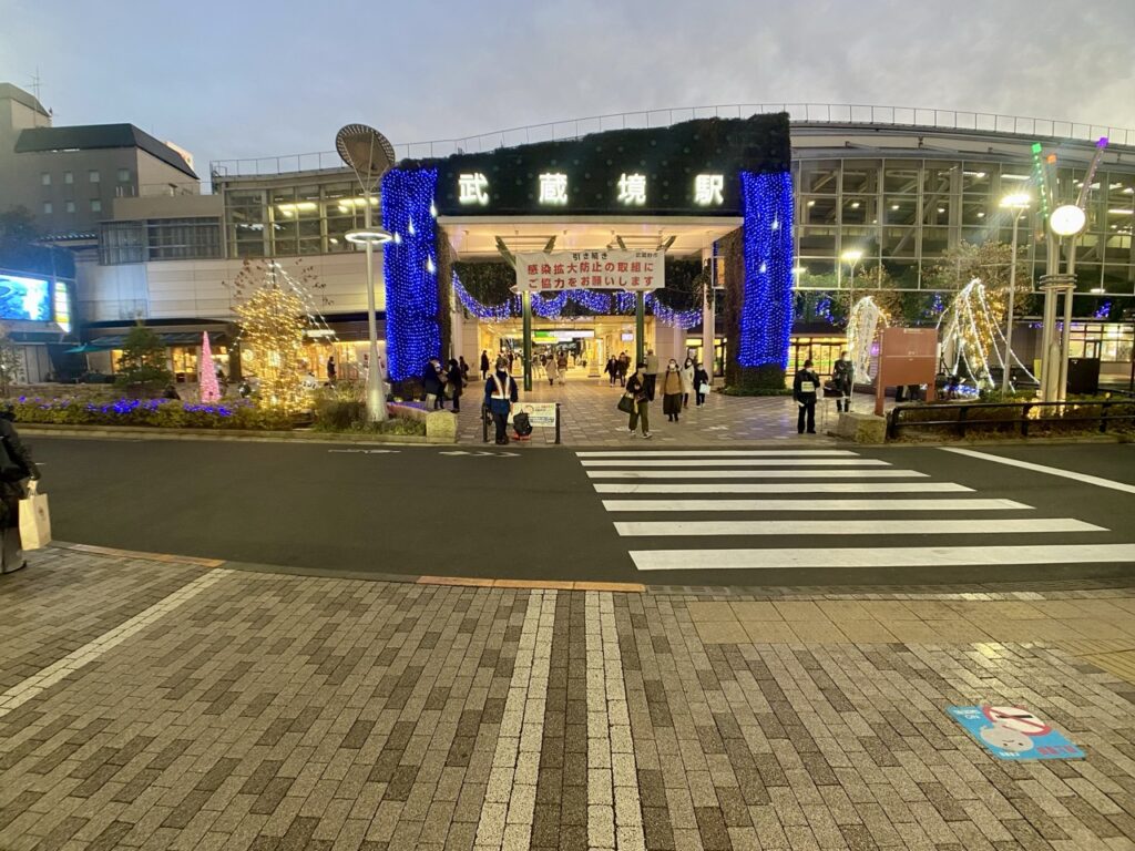 武蔵境駅（SHIROBAKO）