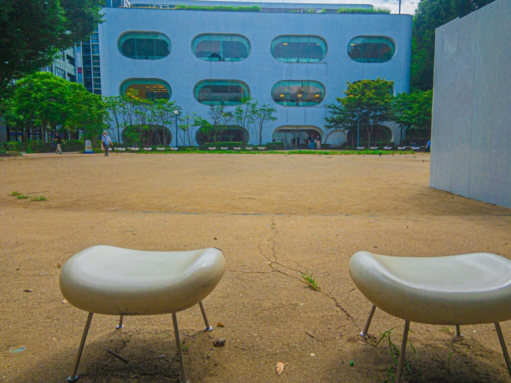 武蔵野プレイス（SHIROBAKO）