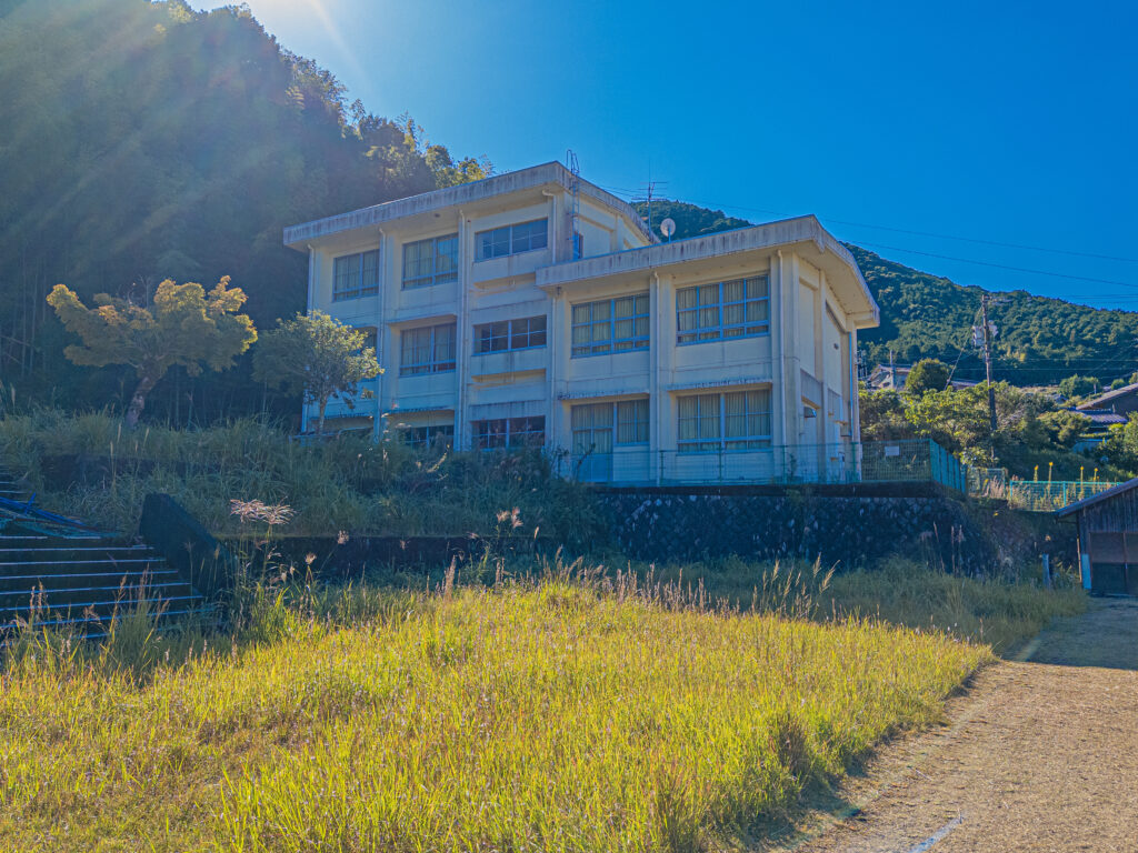 陸地側の中学校のモデル（凪あす）