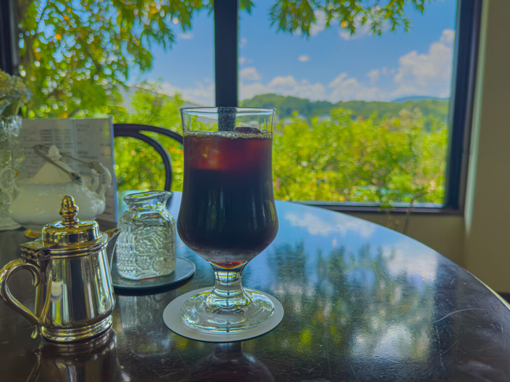 梨風庵のコーヒー（ペンギンハイウェイ）