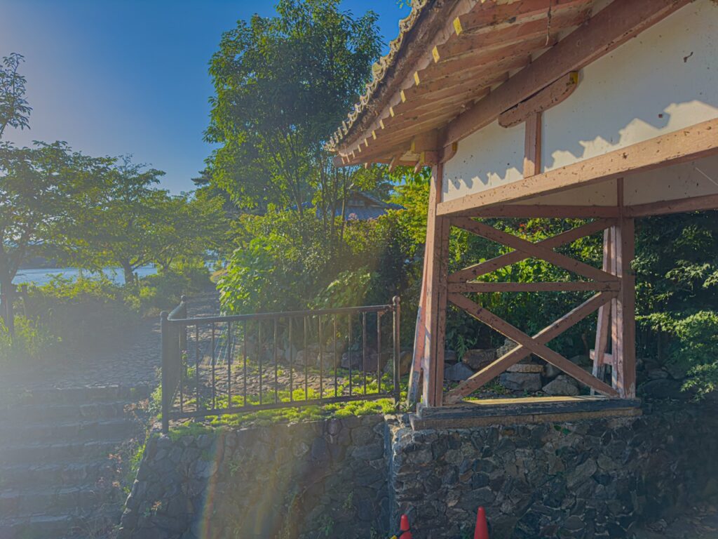 朝霧橋東詰_横から
