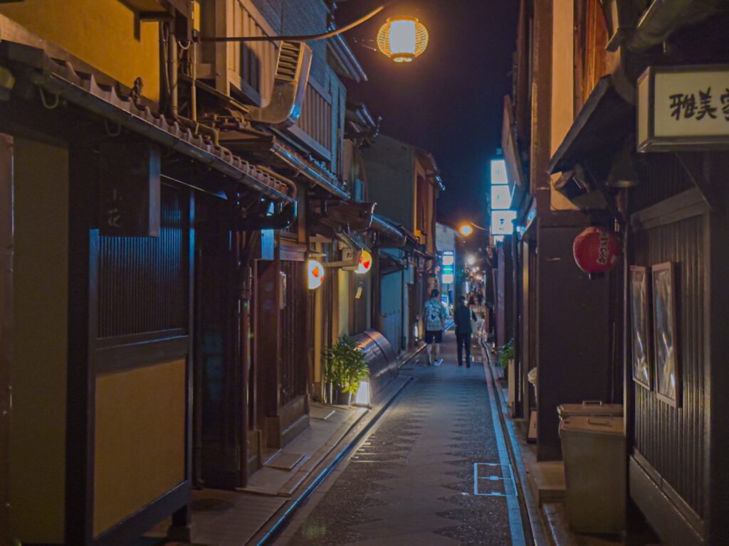 先斗町（夜は短し歩けよ乙女）