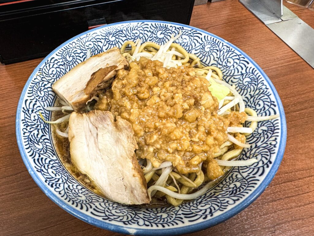 田田の二郎インスパイア系ラーメン