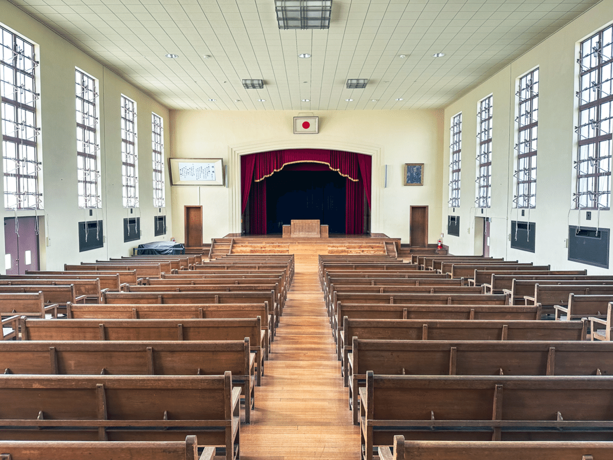 文化祭ライブの講堂のモデル
